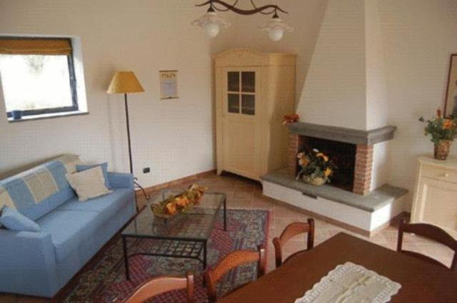 Aparthotel Flegrea House Pozzuoli Zewnętrze zdjęcie