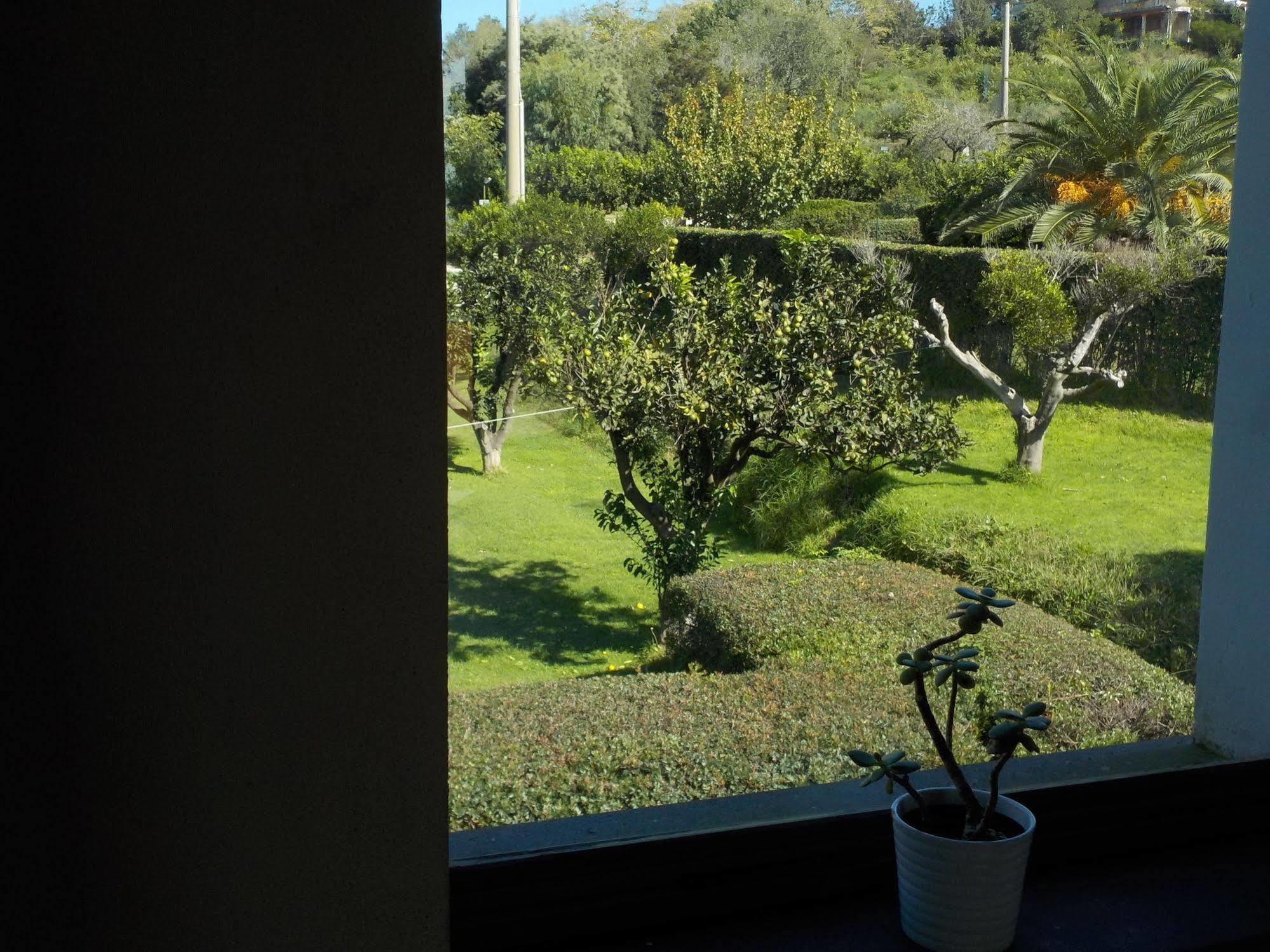 Aparthotel Flegrea House Pozzuoli Zewnętrze zdjęcie