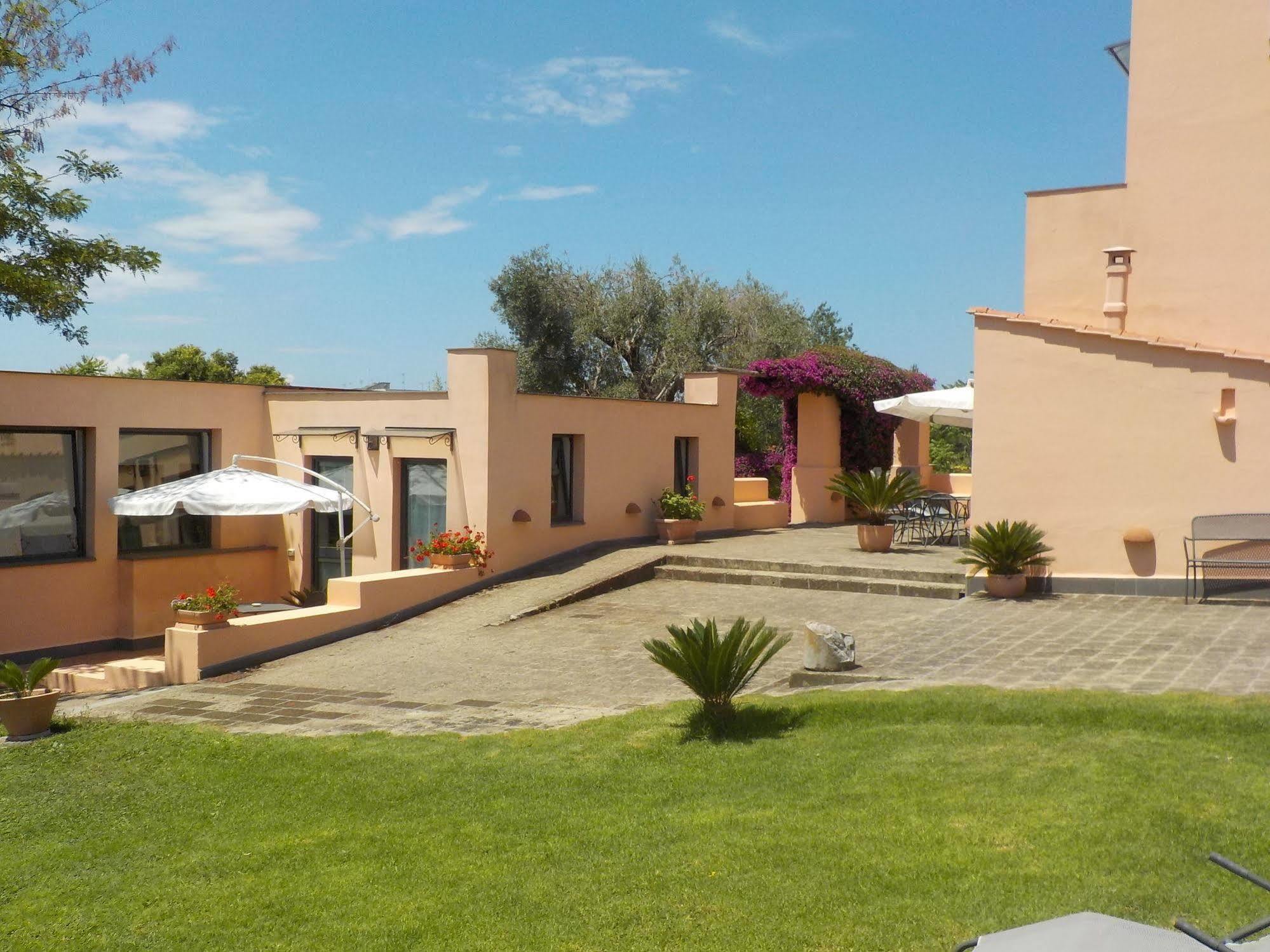 Aparthotel Flegrea House Pozzuoli Zewnętrze zdjęcie